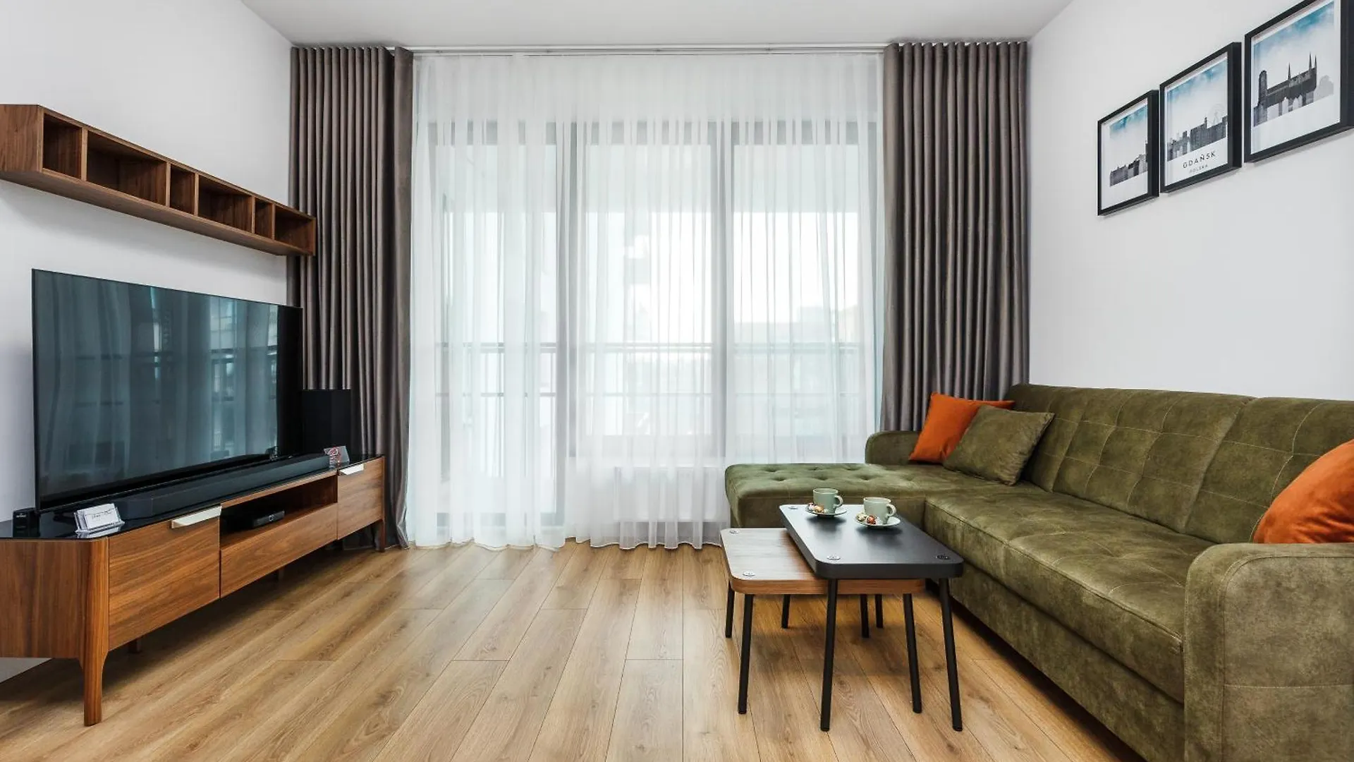 Mlode Miasto Doki Apartments By Happystay Gdańsk 0*,  Polska