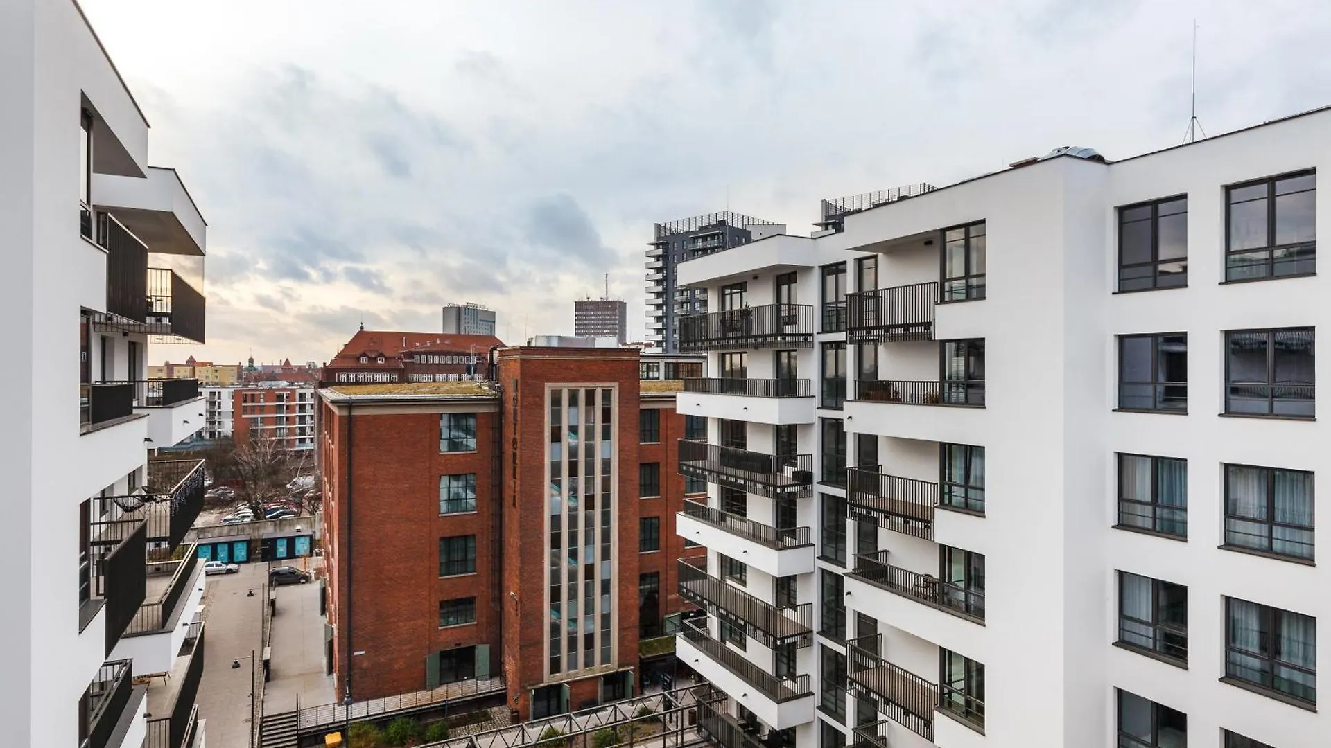 Mlode Miasto Doki Apartments By Happystay Gdańsk 0*,