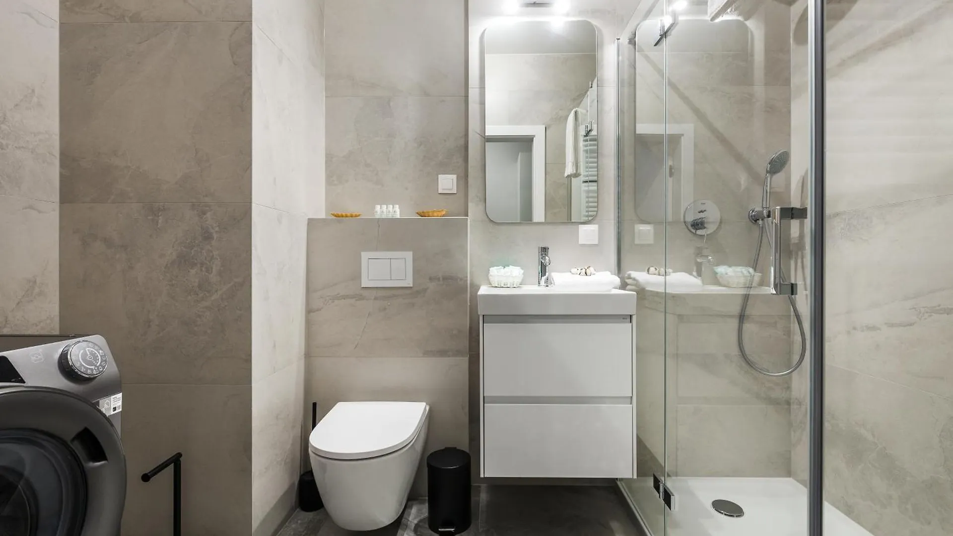 Mlode Miasto Doki Apartments By Happystay Gdańsk