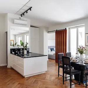 https://tomasza-6a-by-loft-affair.krakowhotelspoland.com