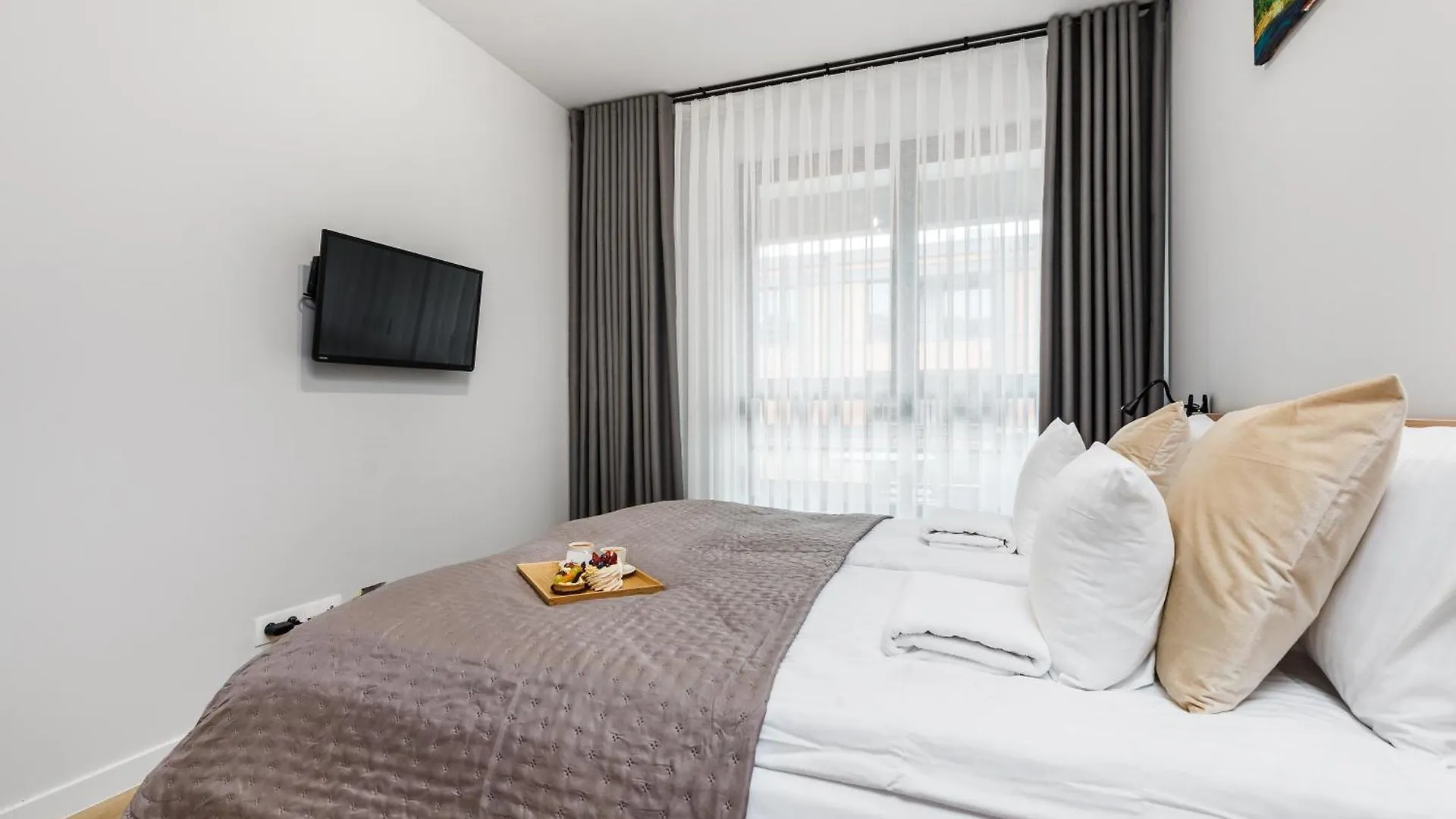 Mlode Miasto Doki Apartments By Happystay Gdansk Poland
